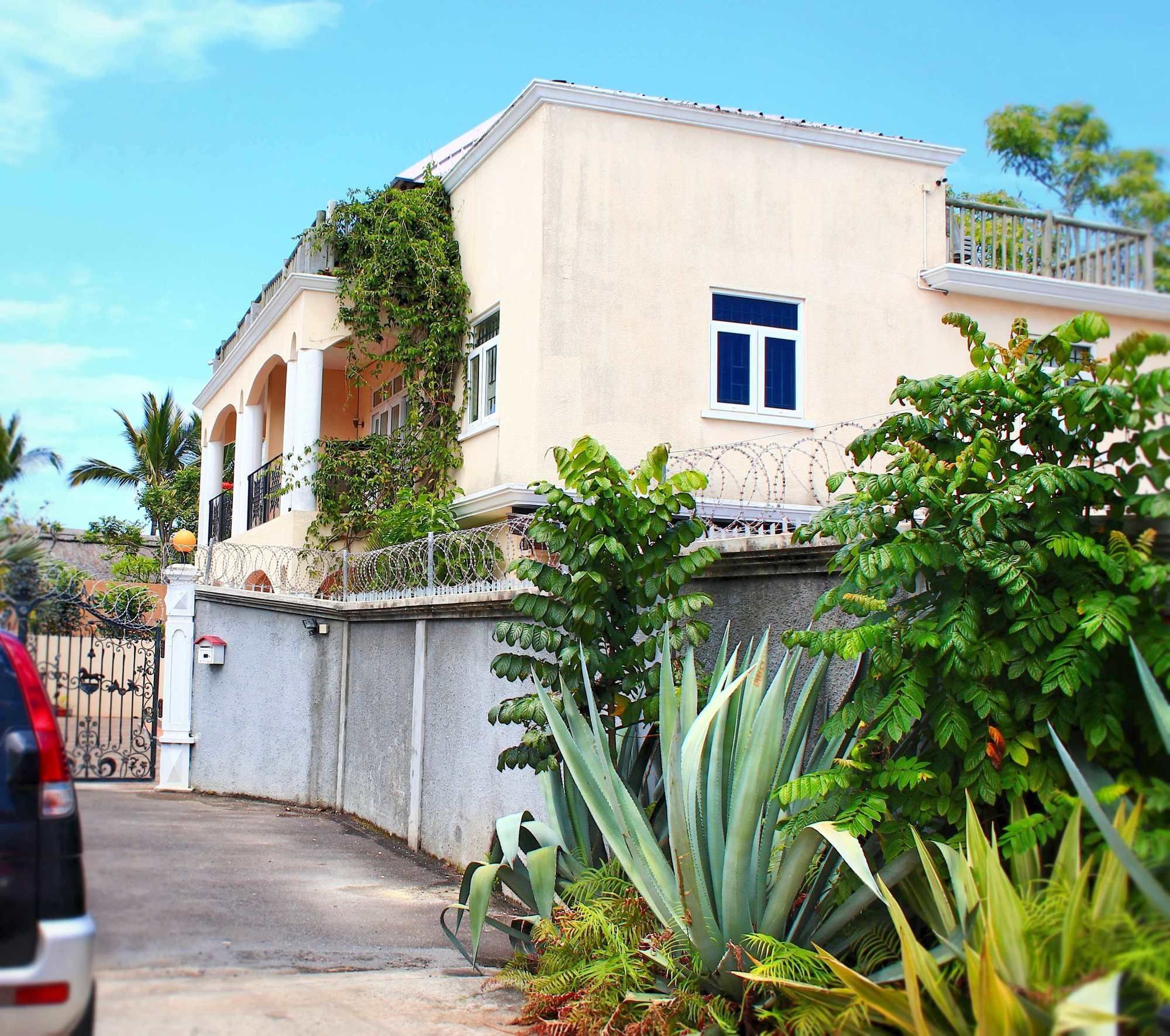 Beach Paradise Villas Balaclava Exteriör bild